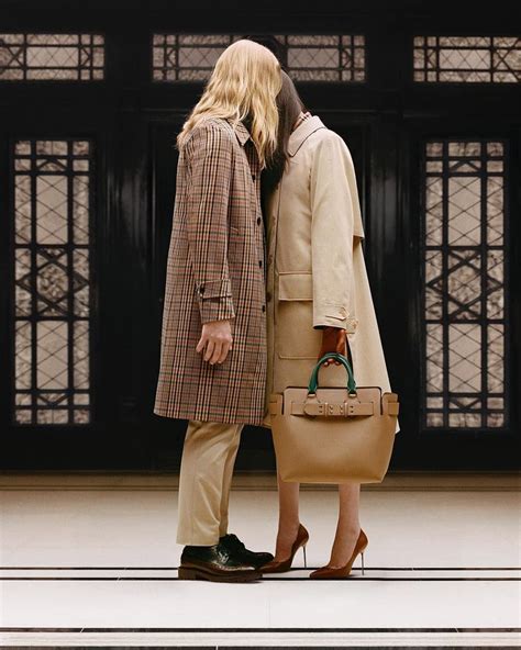 tisci post instagram con libro versace|Burberry’s Tisci says new collection is “the most Burberry, the .